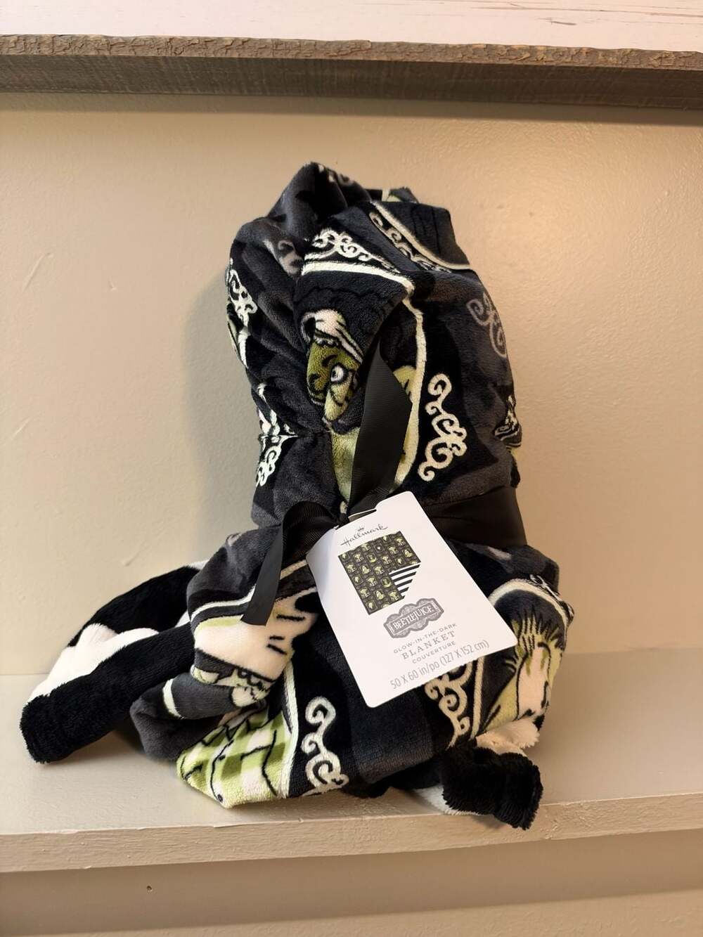 Hallmark Beetlejuice Glow-In-The-Dark Blanket 50x60 New With Tags